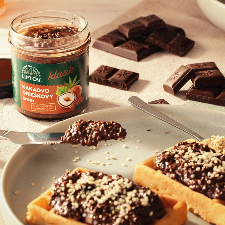 Kakaovo-orieškový krém s konopnými semienkami – Klasik